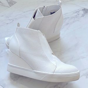 Mia Wedge Sneaker